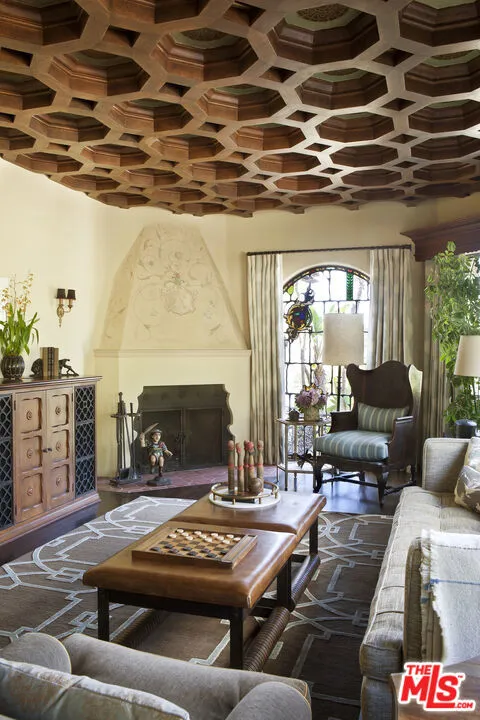 2400 Inverness Avenue, Los Angeles, California 90027 home-pic-7